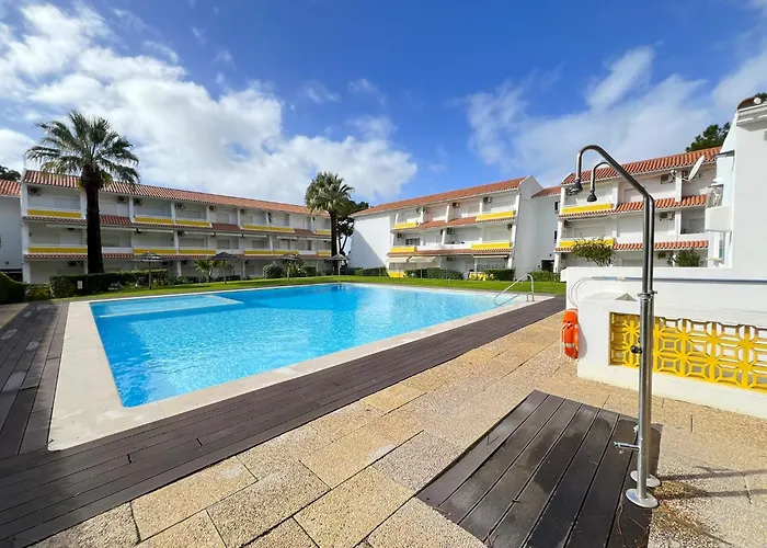 Vilamoura Nautilus With Pool By Homing