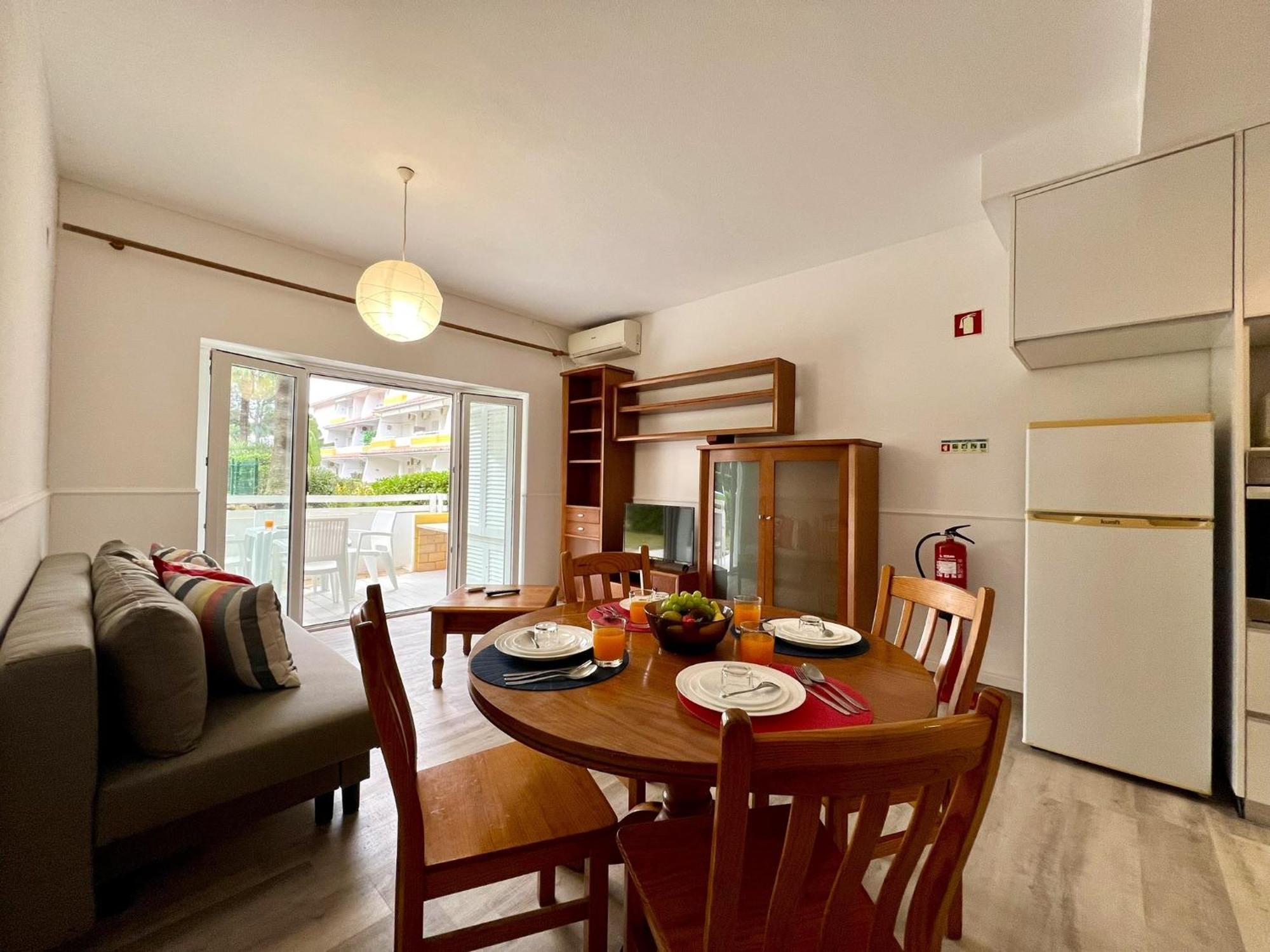 Nautilus With Pool By Homing Apartment