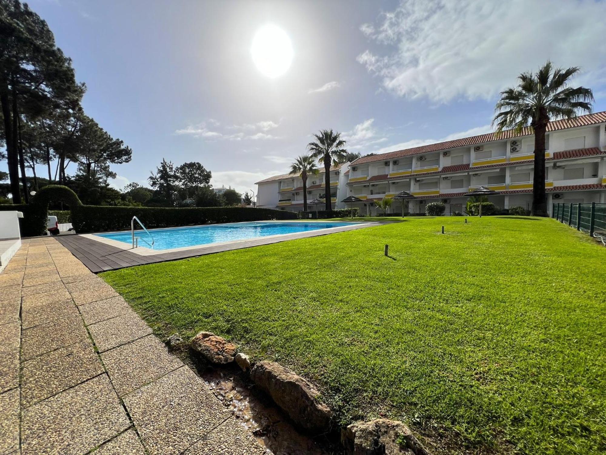 Nautilus With Pool By Homing Apartment